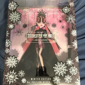 Monster high Howliday doll